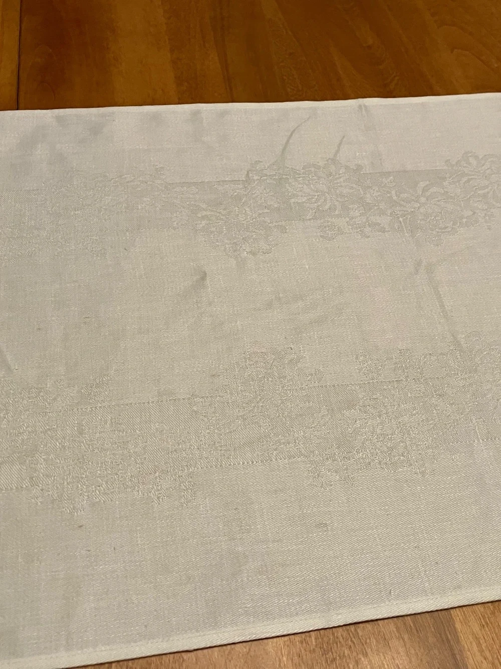 Vintage 100% Irish Linen Double Damask Table Runner White Floral, 45” x 12.25”